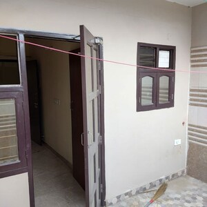 Furnished Amenities in 2 BHK Builder Floor at Sector 57 – for Rent