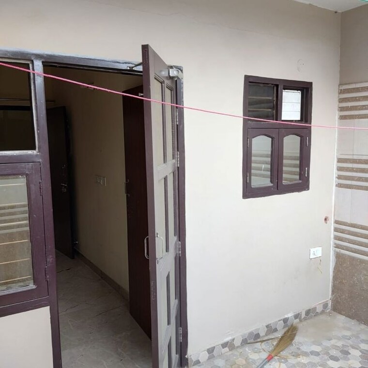 undefined, sector 57 2 Bedroom 1000 Sq.Ft. Builder Floor In Sector 57 Gurgaon 9971850