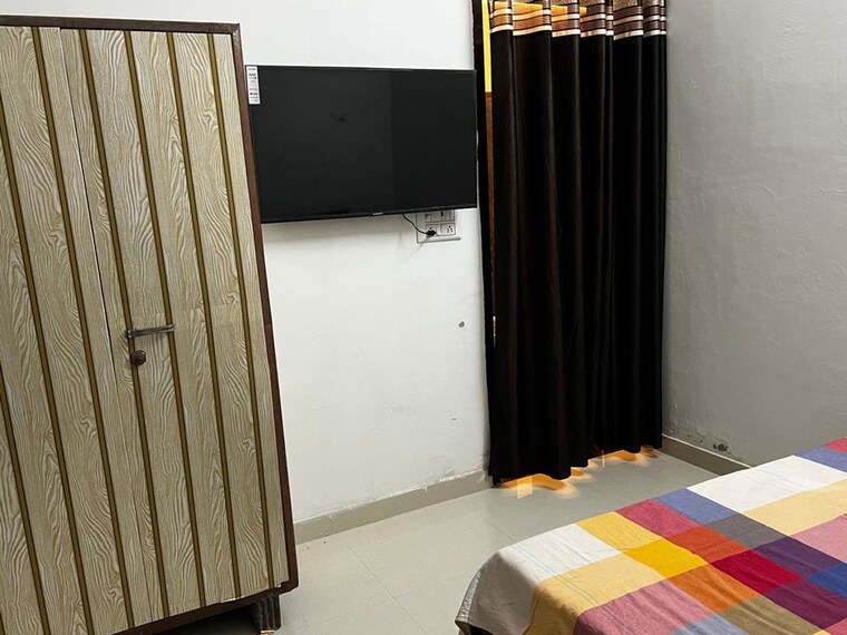 undefined, urban estate 1 RK 50 Sq.Yd. Builder Floor In Urban Estate Hisar 9971856