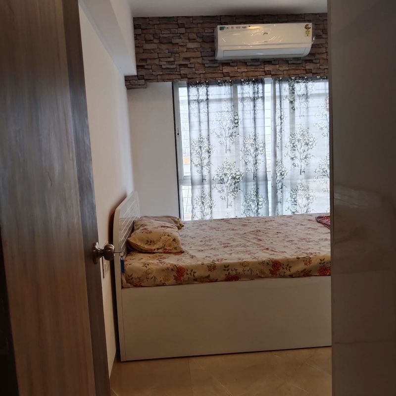 1 BHK + Pooja Room Apartment For Rent in Bhoomi Tower Santacruz East