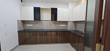 Kitchen in 3 BHK Apartment at Unitech Residency Greens, Sector 46 – for Rent