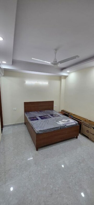 1 RK Builder Floor For Rent in East Of Kailash