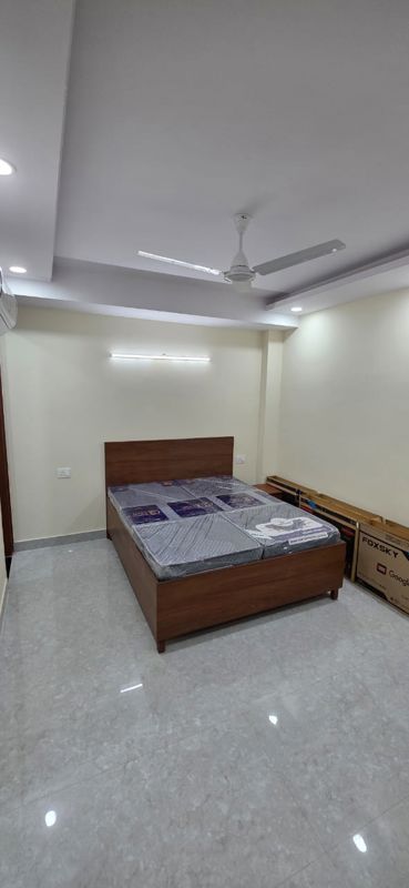 1 RkBuilder Floor For Rent in East Of Kailash