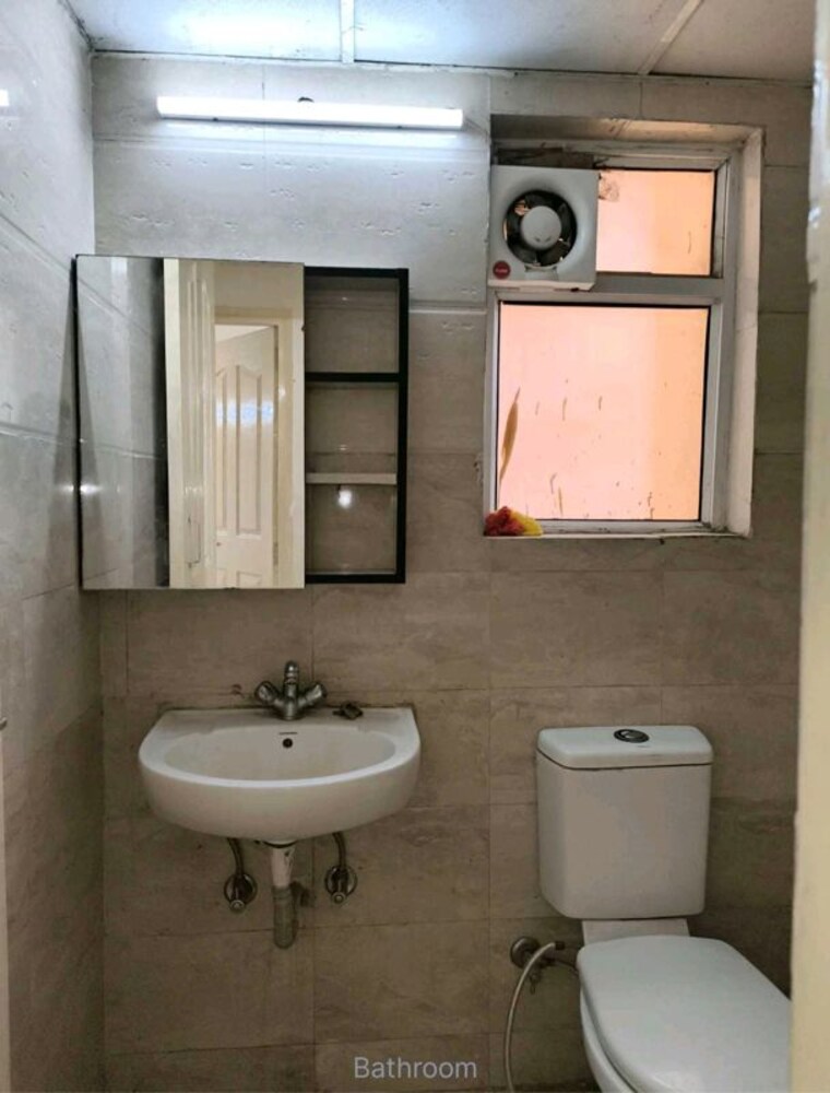 Bathroom, wave-dream-homes 2 Bedroom 808 Sq.Ft. Apartment In Wave City Ghaziabad 9971875