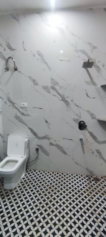 Team Area in 1 BHK Independent House at Delta I Greater Noida – for Rent