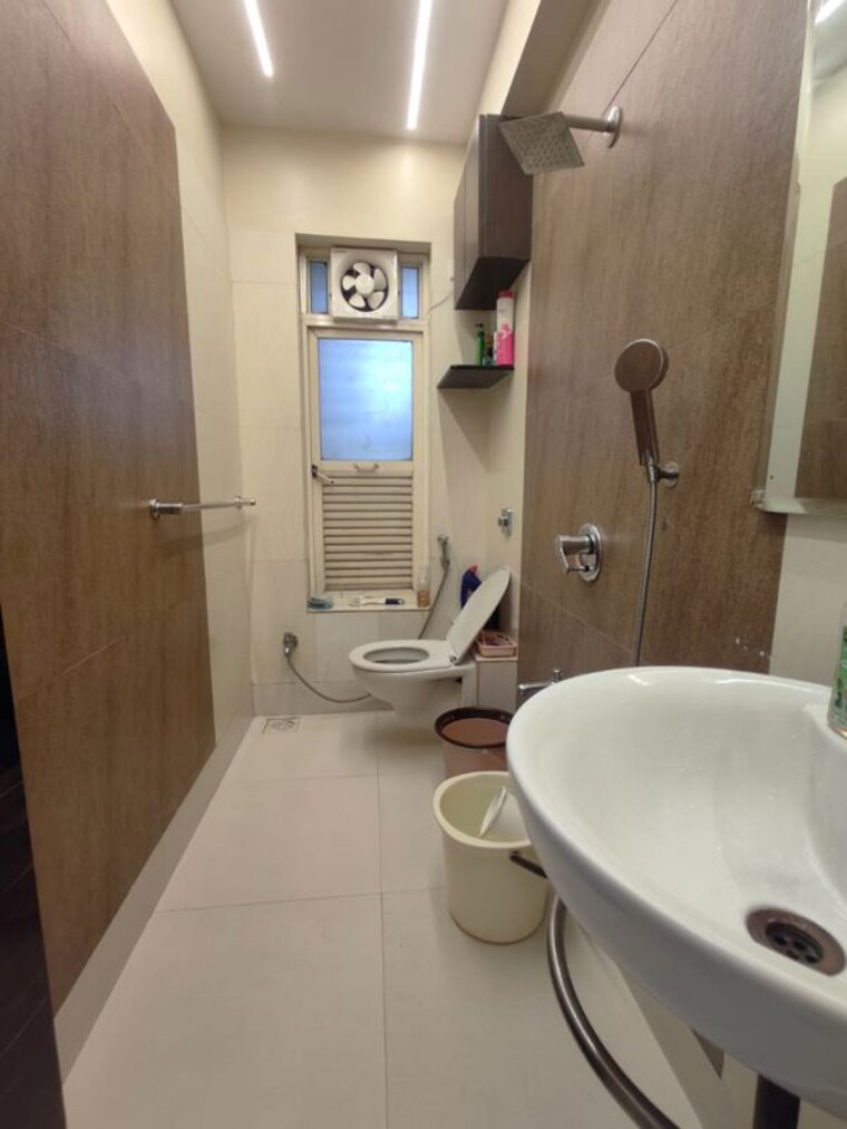 Bathroom, malad west 3 Bedroom 1050 Sq.Ft. Apartment In Malad West Mumbai 9971911