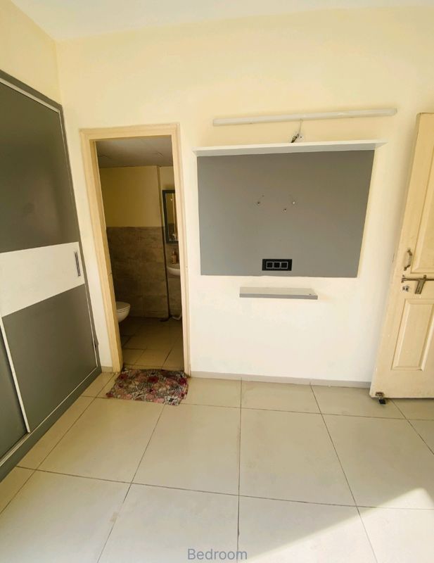2 BHK Apartment For Rent in Wave Dream Homes