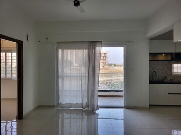 Room in 3 BHK Apartment at Svadha Kollaar, Osman Nagar – for Rent