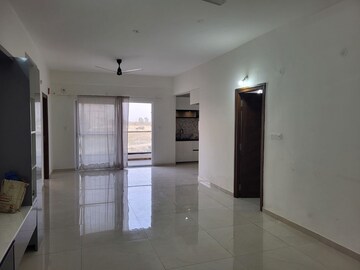 Room in 3 BHK Apartment at Svadha Kollaar, Osman Nagar – for Rent