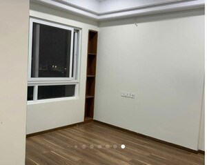 Room in 3 BHK Apartment at Koncept Ambience The Botanika Empress, Gachibowli – for Rent