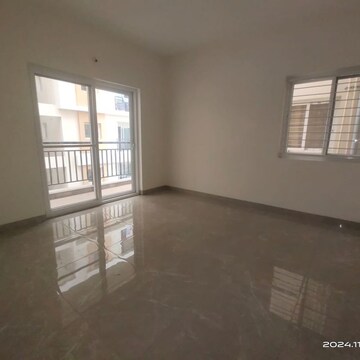 2 BHK Apartment For Sale in Hallmark Vesta, Velmala