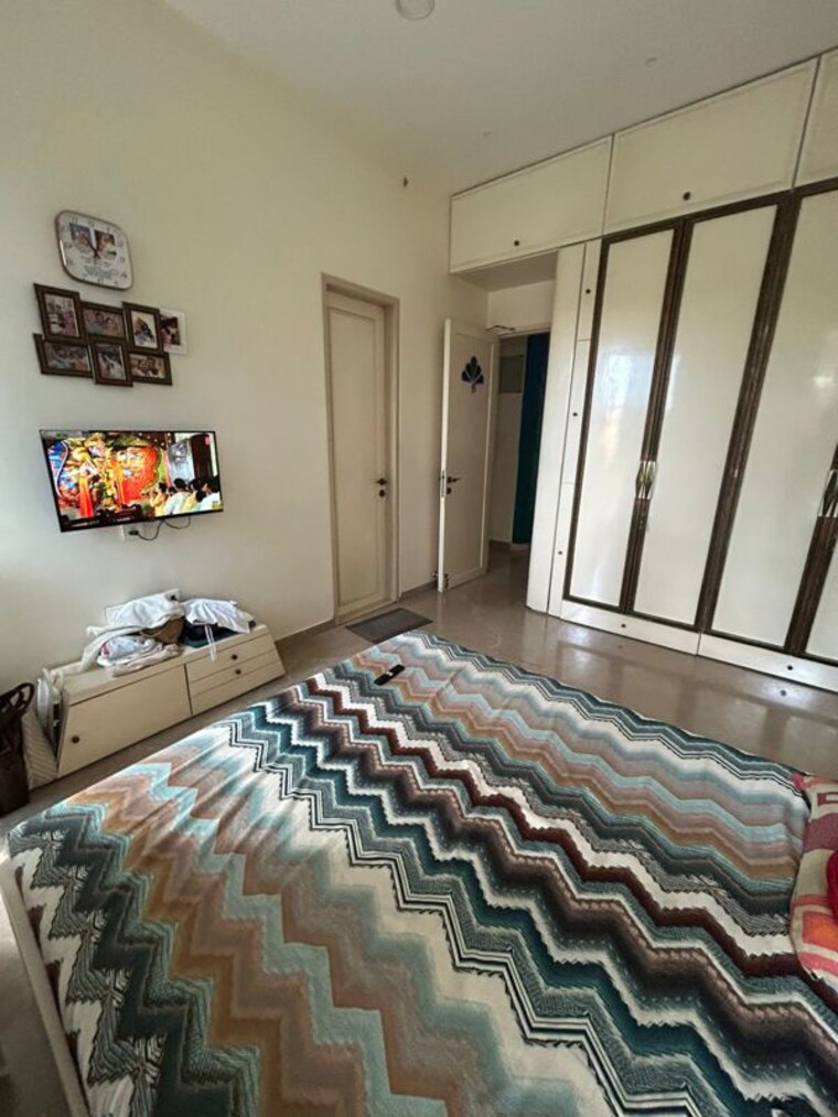 Bedroom, kalpataru-regalia 3 Bedroom 1957 Sq.Ft. Apartment In Goregaon West Mumbai 9971922