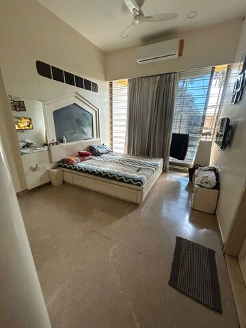 Master Bedroom in 3 BHK Apartment at Kalpataru Regalia, Goregaon West – for Sale