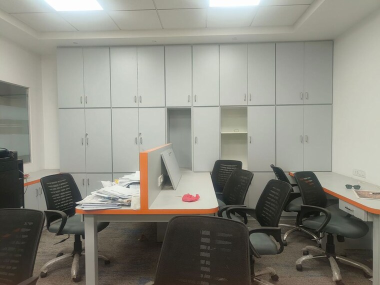 Team Area, srishti-plaza Commercial Office Space 1600 Sq.Ft. In Andheri East Mumbai 9971924
