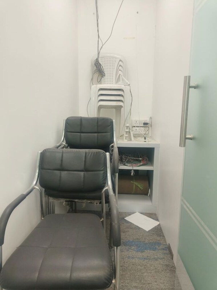 undefined, srishti-plaza Commercial Office Space 1600 Sq.Ft. In Andheri East Mumbai 9971924