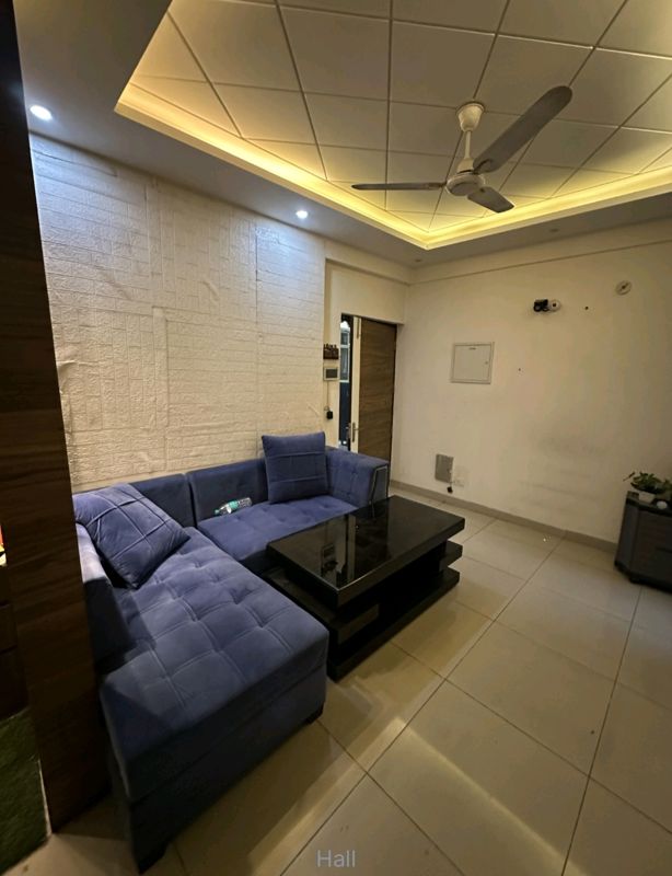 2 BHK 900 Sq.Ft. Apartment in Wave Executive Floors