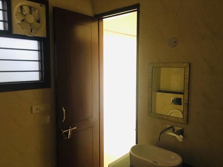Room, sector 47 2 Bedroom 1100 Sq.Ft. Builder Floor In Sector 47 Gurgaon 9971946