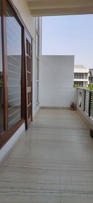 2 BHK Builder Floor For Rent in Sector 47