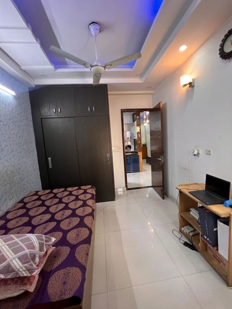 Master Bedroom, niti khand i 3 Bedroom 1400 Sq.Ft. Builder Floor In Niti Khand I Ghaziabad 9971962