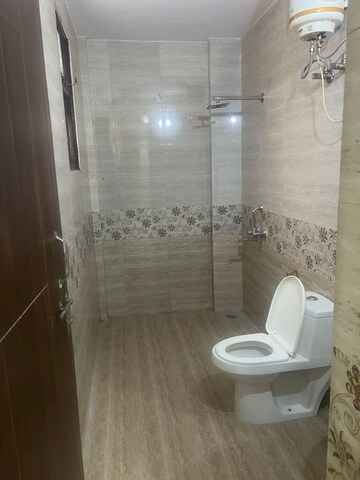 Bathroom in 2 BHK Builder Floor at Sector 47 – for Rent