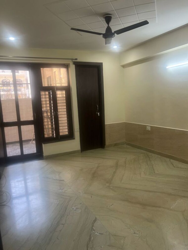 Room, sector 47 2 Bedroom 1450 Sq.Ft. Builder Floor In Sector 47 Gurgaon 9971969