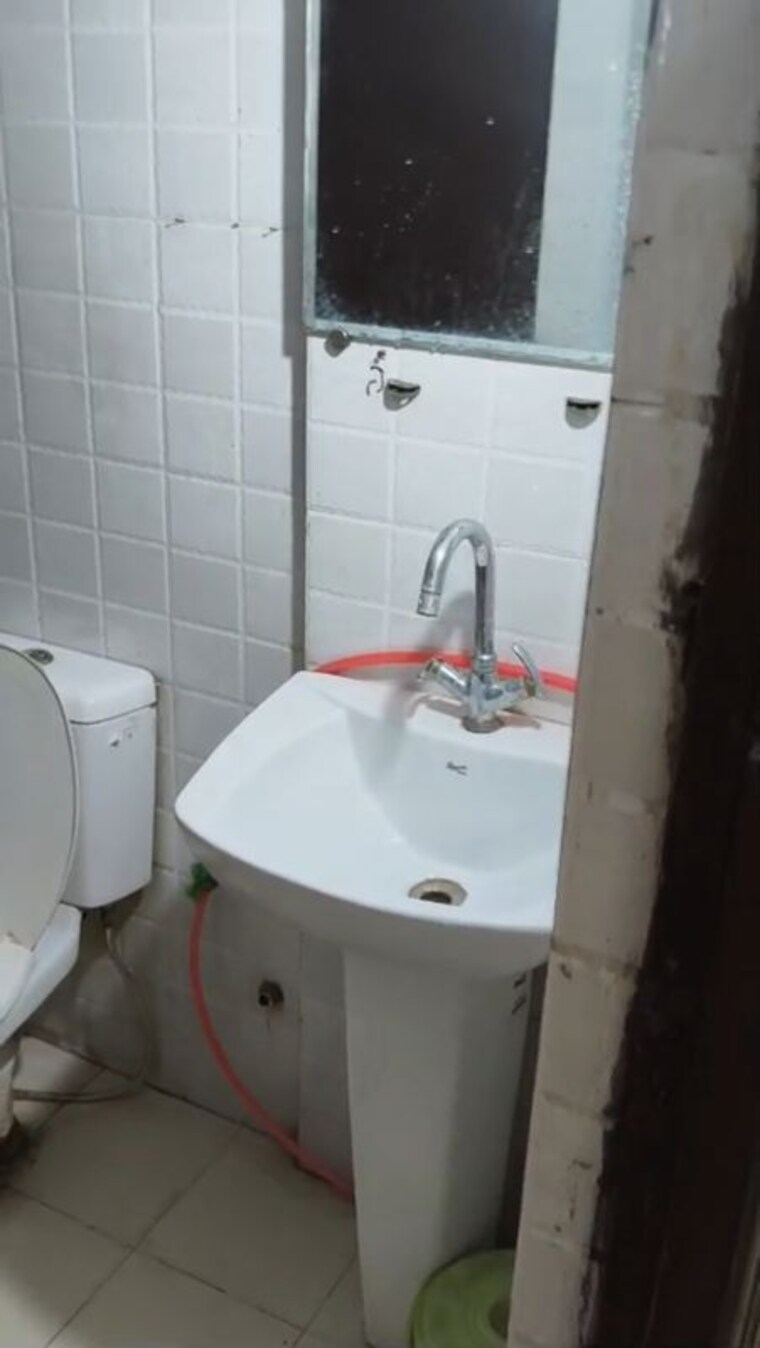 Bathroom, scc-heights 2 Bedroom 1025 Sq.Ft. Apartment In Raj Nagar Extension Ghaziabad 9971989