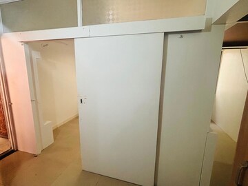 Room in 3 BHK Apartment at Mahadkar Residency, Paud Road – for Rent