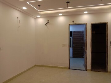 Room in 2 BHK Builder Floor at Nawada – for Sale
