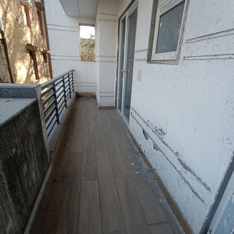 Balcony, kalkaji 3 Bedroom 1800 Sq.Ft. Builder Floor In Kalkaji Delhi 9972016
