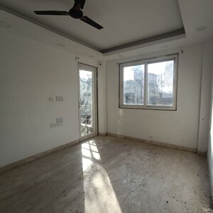 Room in 3 BHK Builder Floor at Kalkaji – for Rent