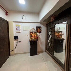  1 RK Apartment at Hirani Shree Siddhi Bldg No 69 , Nehru Nagar – for Sale