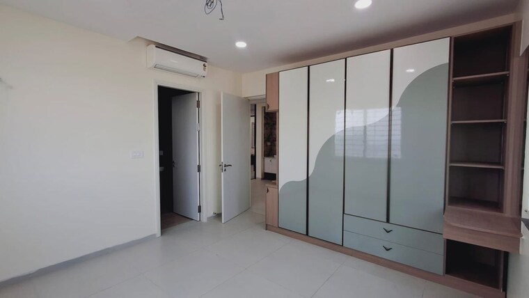 Room, universal-botanika-tower-a-and-b 3 Bedroom 2255 Sq.Ft. Apartment In Gachibowli Hyderabad 9972033