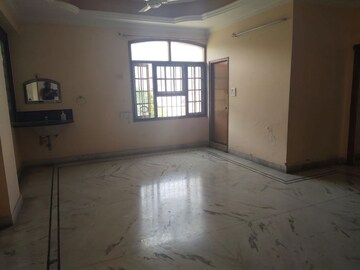 Room in 3 BHK Apartment at Banjara Hills – for Rent