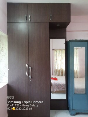 Furnished Amenities in 2 BHK Apartment at Shastrinagar – for Rent