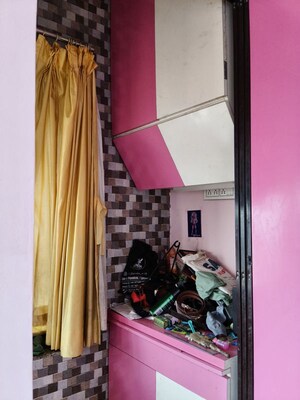 Furnished Amenities in 1 BHK Apartment at ISA Royal Palace, Prabhadevi – for Sale