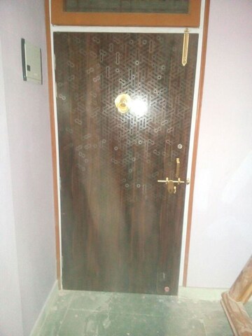 Furnished Amenities in 2 BHK Builder Floor at Gomti Nagar – for Rent