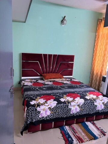 Bedroom in 2 BHK Apartment at Suncity Avenue 102, Sector 102 – for Rent