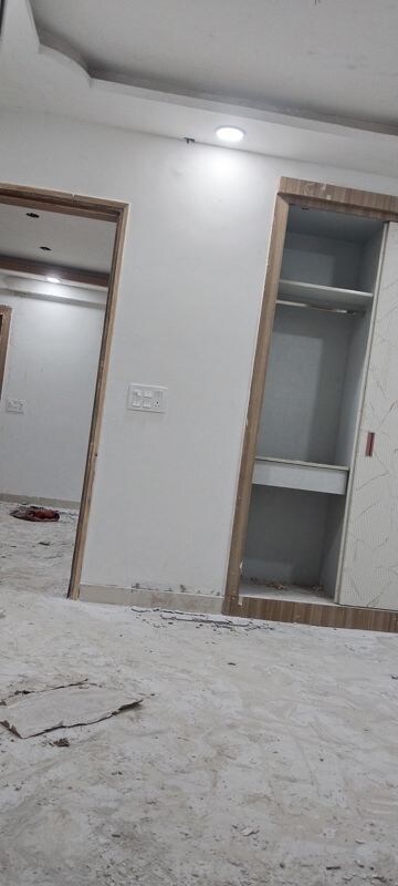 Room in 2 BHK Builder Floor at Sector 49 – for Sale