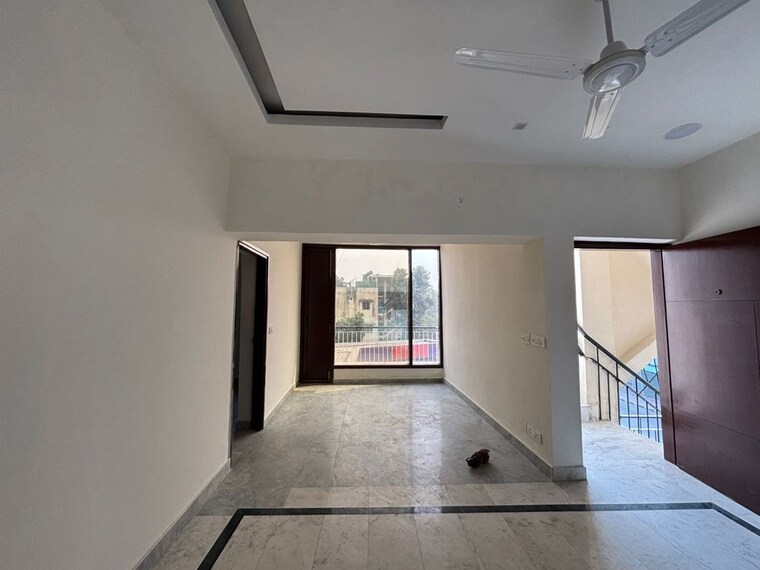 undefined, greater kailash part 3 3 Bedroom 200 Sq.Yd. Builder Floor In Greater Kailash Part 3 Delhi 9972058
