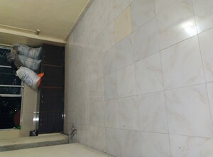 Bathroom in 1 BHK Apartment at Airoli Sector 20 – for Rent