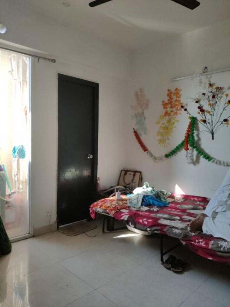 Bedroom, signature-the-serenas 2 Bedroom 614 Sq.Ft. Apartment In Sohna Sector 36 Gurgaon 9972067