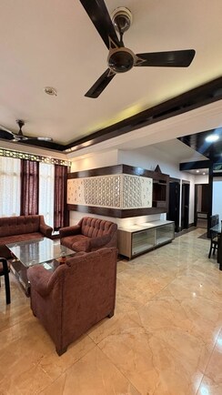 4 BHK + Servant Room Apartment For Rent in Parsvnath Planet