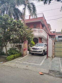 6+ BHK + Pooja Room,Study Room Villa For Sale in Sector 55