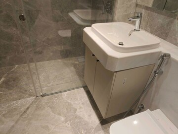 Washroom in 4 BHK Apartment at Rustomjee Crown, Prabhadevi – for Rent