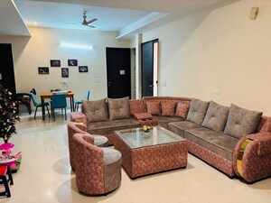 3 BHK Builder Floor For Rent in Sector 40