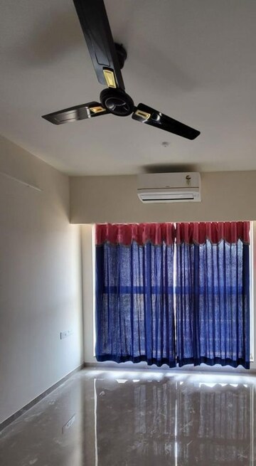 Furnished Amenities in 2 BHK Apartment at LnT Veridian, Powai – for Rent