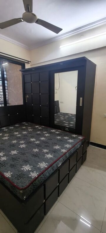 Room in 2 BHK Apartment at Shreeji Plaza Nerul, Nerul Sector 23 – for Rent