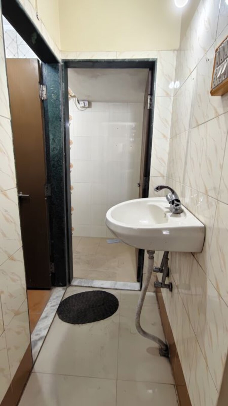 Bathroom, krishna-keval-township 1 Bedroom 650 Sq.Ft. Apartment In Kondhwa Pune 9972269