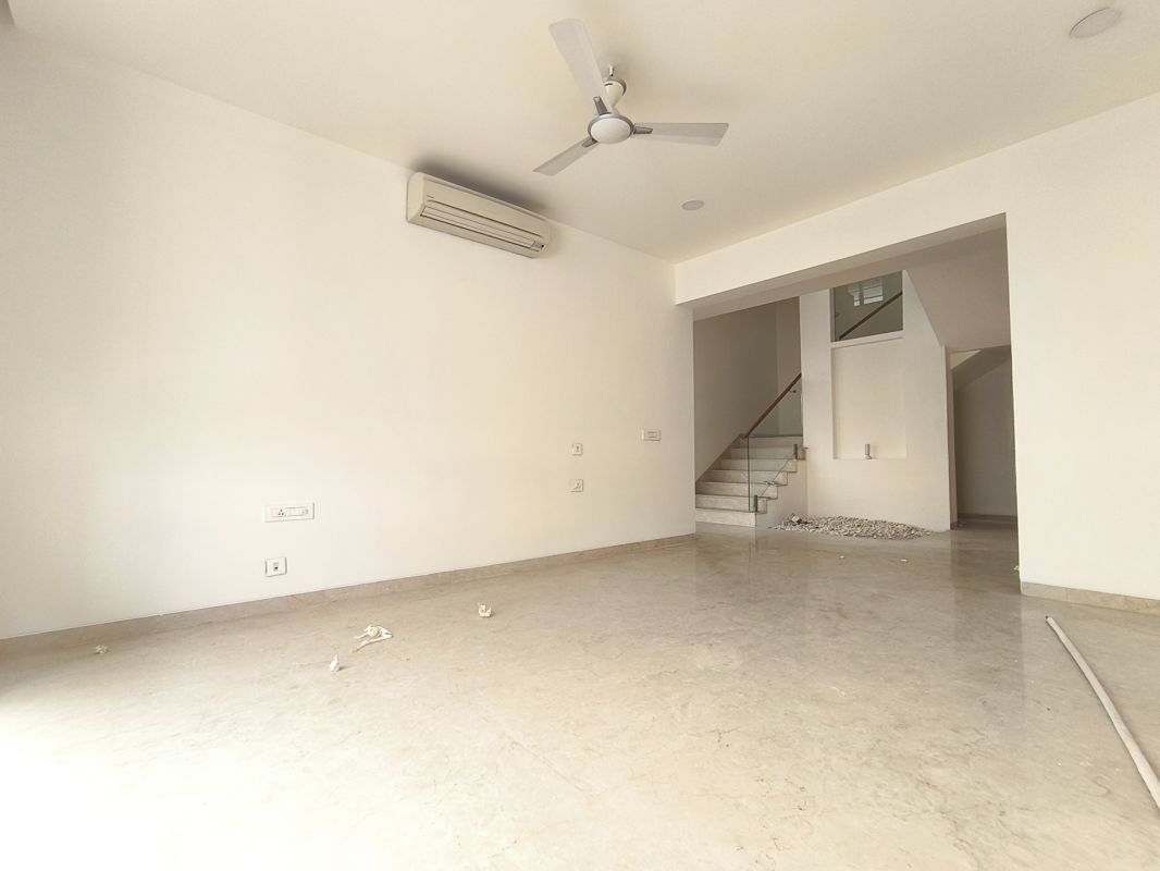 4 BHK + Pooja Room,Servant Room,Study Room,Extra Room Villa For Rent in Myscape Courtyard