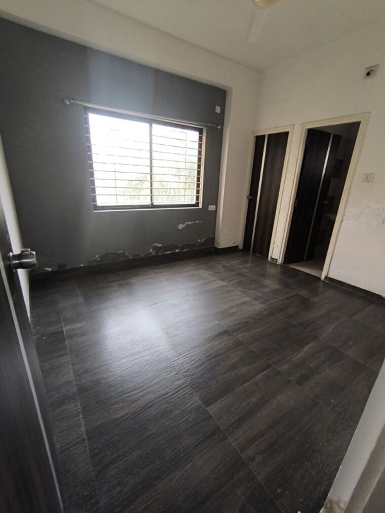 Room, raama-skyz 2 Bedroom 1200 Sq.Ft. Apartment In Sama Savli Road Vadodara 9972278